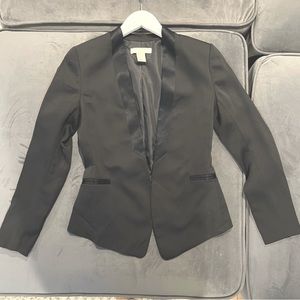 Black tuxedo style satin trimmed blazer size 2